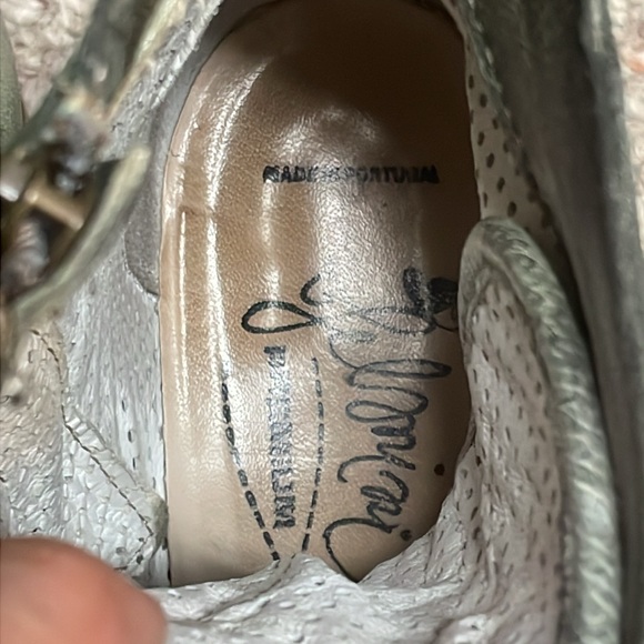 Felmini short heeled lazer cut out boots in light green/cream - Picture 6 of 12